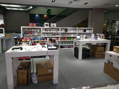 萬順達 一個有格調的數碼潮店